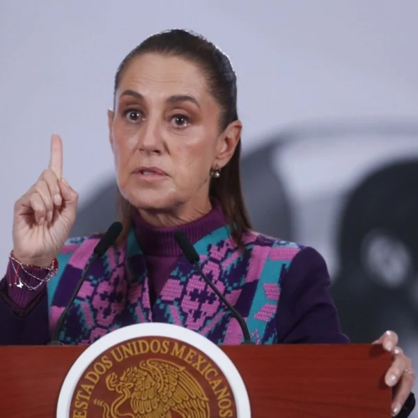 Claudia Sheinbaum anunció que la FGR solicitará reabrir la investigación contra la organización La Luz del Mundo, luego del "carpetazo".