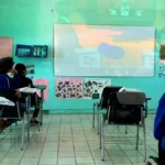 Tras semanas de presión y movilización, docentes del sistema de Telebachillerato Comunitario en Puebla recibieron su paga atrasada por 3 meses. FOTO: Gobierno de México.