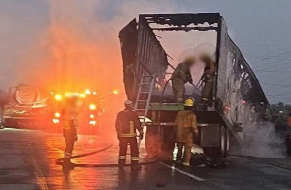 Un transportista perdió la vida tras ser víctima de un presunto intento de asalto a la altura de Quecholac. FOTO: La Jornada de Oriente.
