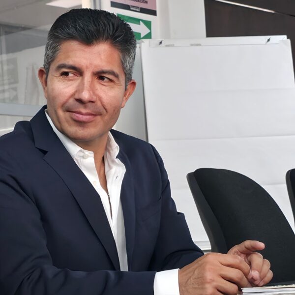 Acude Eduardo Rivera a la Contraloría; niega omisión en nombramiento de jefe policial. FOTO: FB @eduardoriverap01.