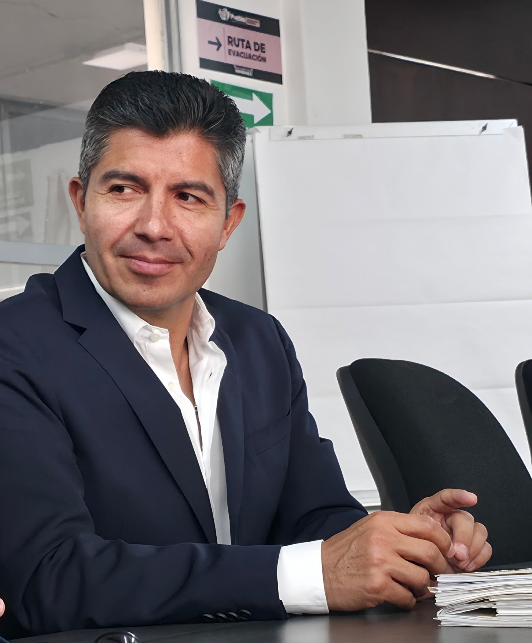 Acude Eduardo Rivera a la Contraloría; niega omisión en nombramiento de jefe policial. FOTO: FB @eduardoriverap01.