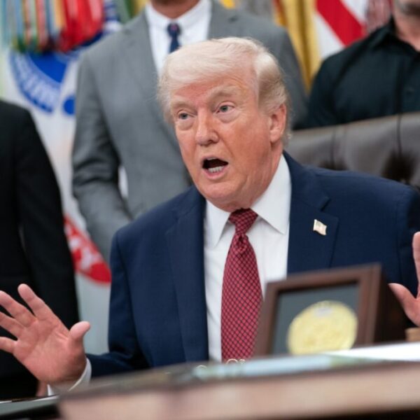 Demandan al gobierno de Trump por usar sin permiso la música navideña de Charlie Brown.