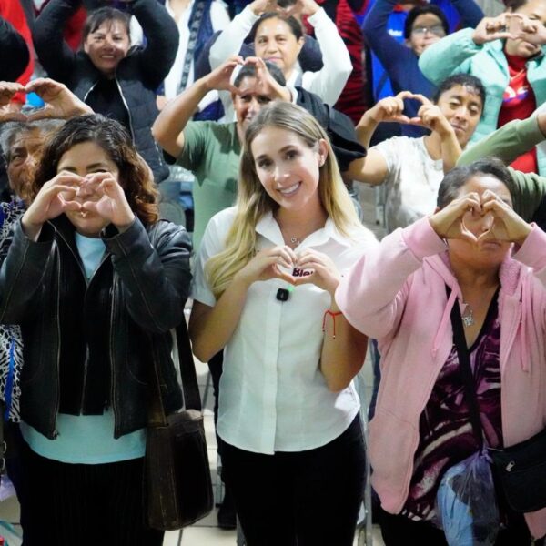 Natalia Suárez del Real rompe el silencio; la delegada del Bienestar aseguró que intentan desconocer su participación dentro del ámbito político. FOTO: @NataliaS_Puebla.