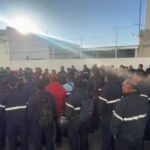 Más de 100 empleados de Danone y Bonafont iniciaron un paro de labores en las plantas de San Lorenzo Almecatla y Sanctorum, Puebla.