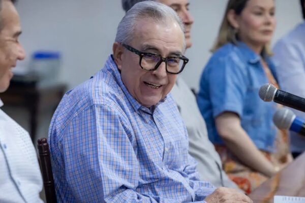 EU va por los bienes de Rubén Rocha Moya y otros funcionarios señalados por lazos con 'Los Chapitos'. FOTO: Redes sociales.