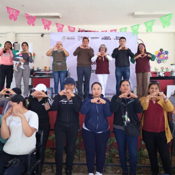 El DIF Municipal de San Pedro Cholula entregó nuevo equipamiento al desayunador escolar de la Primaria Ignacio Allende, en San Cristóbal Tepontla.