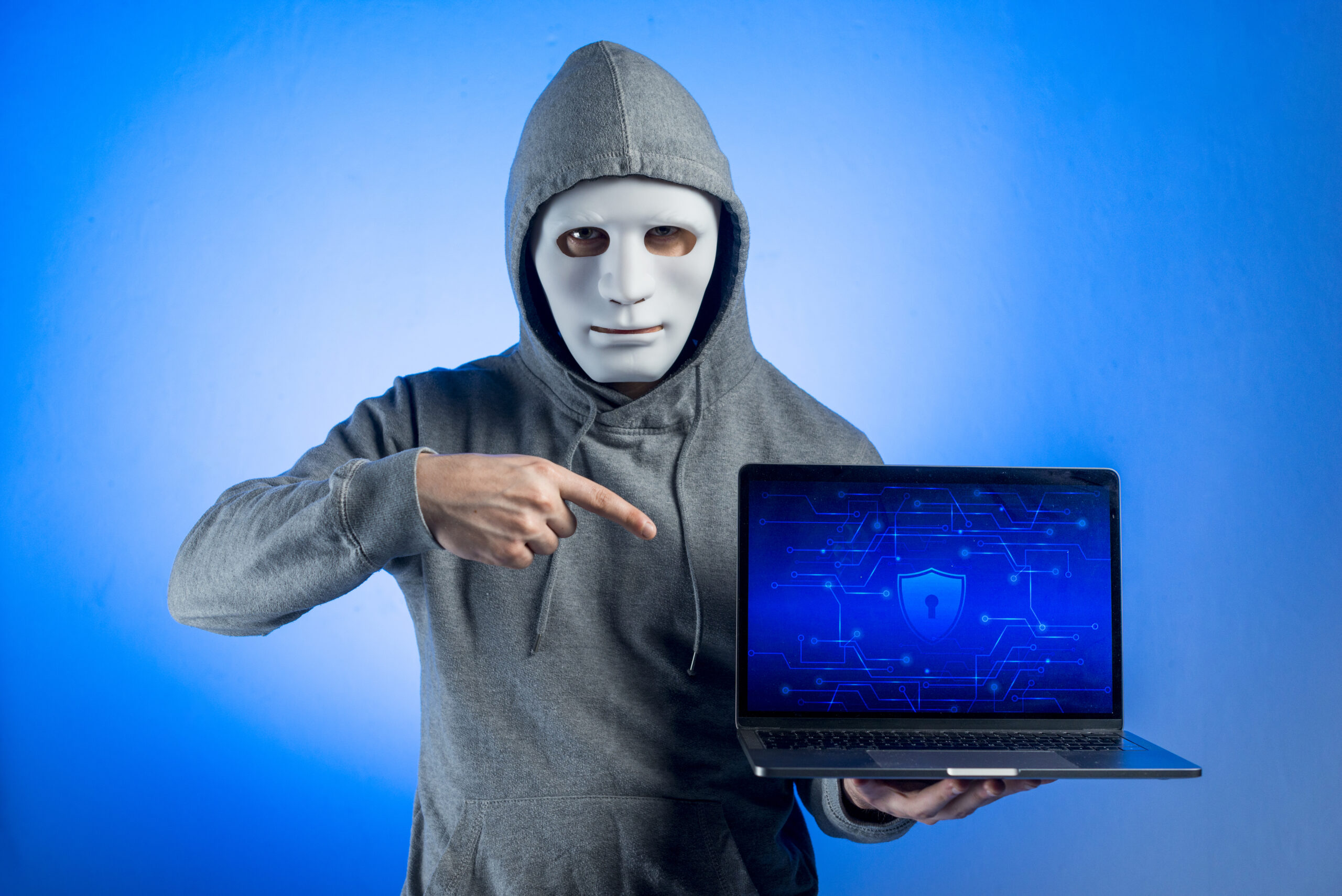 La Policía Cibernética de Jalisco alertó sobre fraudes relacionados con el Mundial 2026 mediante falsas ventas de boletos y paquetes de streaming en redes sociales. FOTO: vía Tiempos de Negocios.