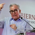 La UIF habría congelado cuentas bancarias ligadas a Rubén Rocha Moya en medio de las investigaciones abiertas en México y Estados Unidos. FOTO: Gobierno de Sinaloa.
