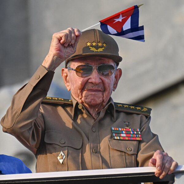El Departamento de Justicia estadounidense analiza presentar cargos contra Raúl Castro por un caso de los 90.