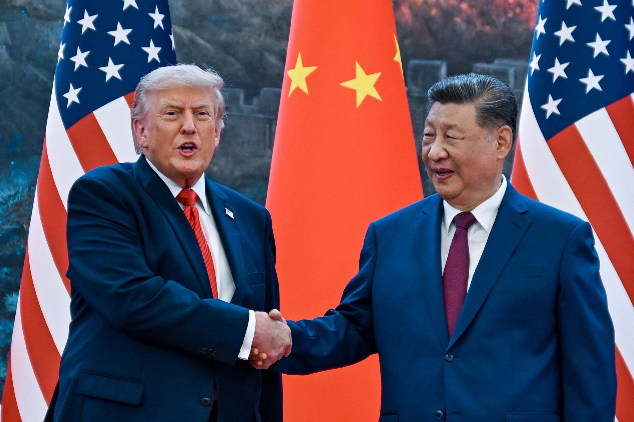 Xi y Trump exhiben acercamiento en Pekín, pero dejan pendientes acuerdos clave sobre Taiwán e Irán