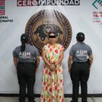 Destituyen y detienen a la ahora exalcaldesa de Jiquipilas, Blanca Yaneth Chiu López, por presunta extorsión. FOTO: FGE Chiapas.