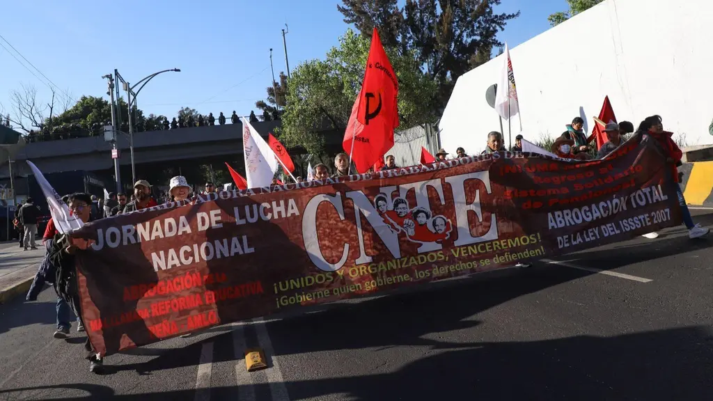 Megamarcha de la CNTE en CDMX este 15 de mayo: calles cerradas, horario y rutas alternas