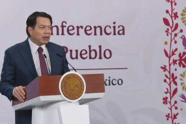 Mario Delgado afirma que la CNTE no tiene motivo para un paro nacional en medio del Mundial. FOTO: Presidencia.