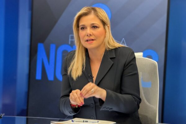 Defensa jurídica de Maru Campos adelantó que presentará una denuncia penal por presuntas violaciones al fuero constitucional de la mandataria. FOTO: vía López-Dóriga Digital.