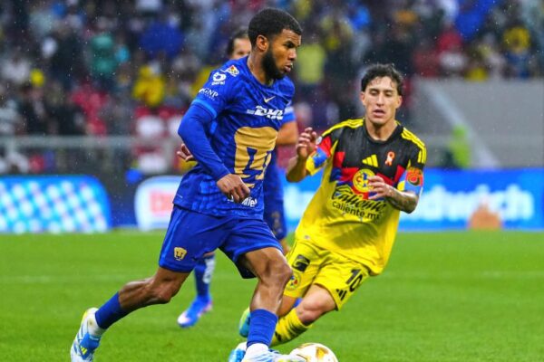 ¿América fuera de la Liguilla? Pumas mete queja formal. FOTO: Imago 7.