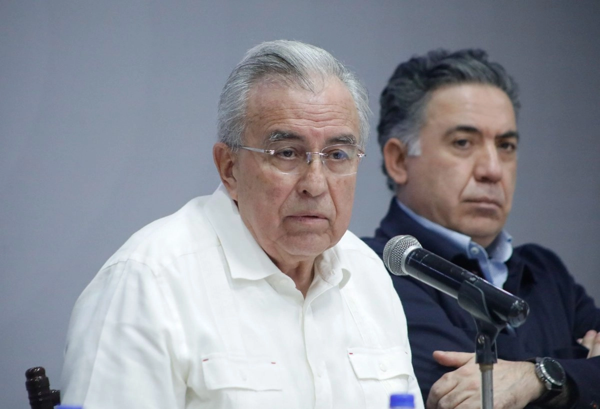62% de mexicanos cree que acusaciones contra Rocha Moya son ‘creíbles’ y 66% apoya juicio contra Maru Campos; revela encuesta de El País