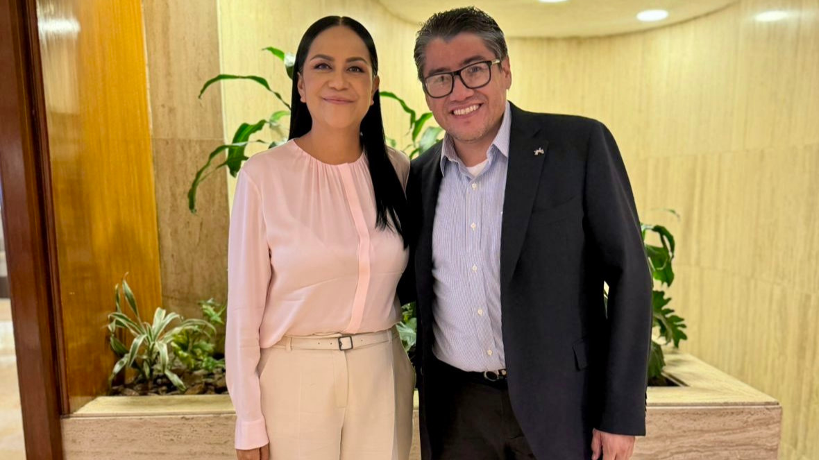 Saúl Monreal confirmó que no buscará la candidatura de Morena por Zacatecas en 2027, luego de reunirse con Ariadna Montiel. FOTO: X @A_MontielR.