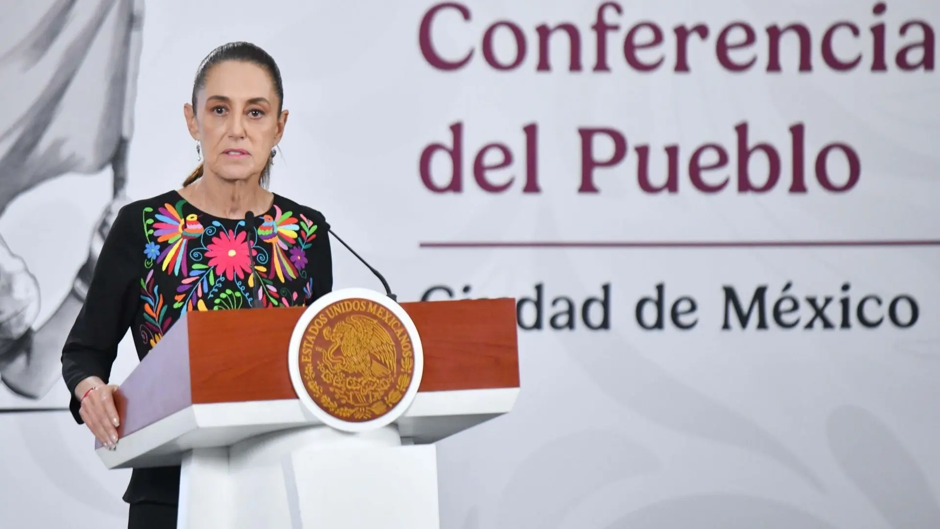 Sheinbaum minimiza cambio de perspectiva de S&P y asegura que economía mexicana “va bien”