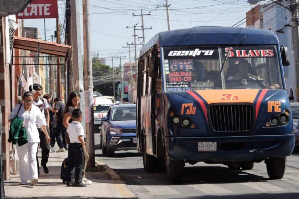 Gobierno estatal evalúa ajuste a la tarifa del transporte público. FOTO: EsImagen.