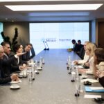 Autoridades mexicanas y europeas sostuvieron un encuentro clave para fortalecer el intercambio de información y las acciones coordinadas contra redes delictivas transnacionales. FOTO: X @OHarfuch.
