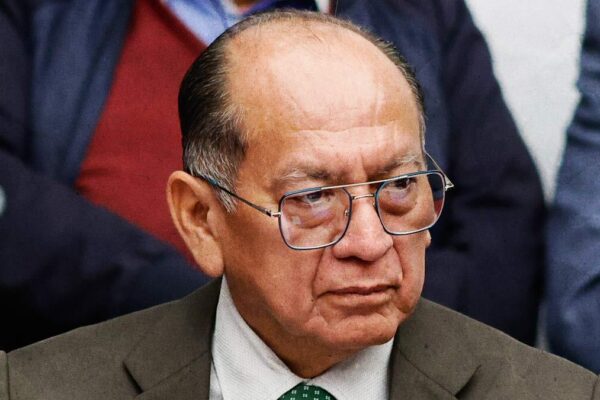 Segob Puebla evalúa instalar Consejo Municipal en Acatlán ante crisis y el Congreso evalúa llamar a comparecer a la alcaldesa.