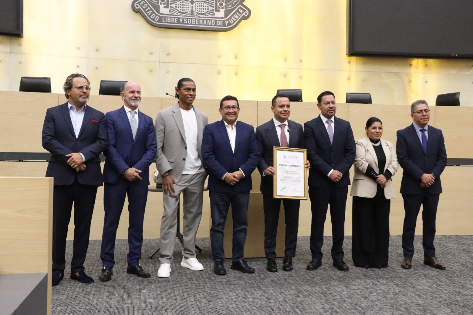 El Congreso de Puebla reconoció al Cruz Azul como campeón del Clausura 2026 y “Equipo de la Temporada”. FOTO: X @CongresoPue.