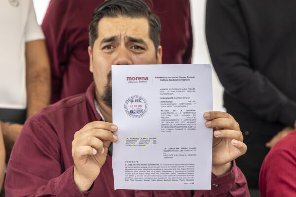 Morena denunció una operación de compra y coacción del voto en Coahuila mediante códigos QR que habrían sido utilizados para favorecer al PRI. FOTO: Jacky Muniello.