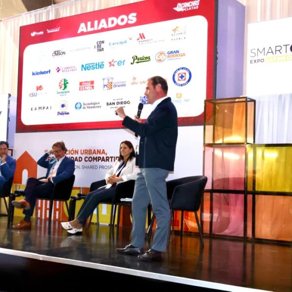 Puebla llevó al Smart City Expo LATAM Congress 2026 la experiencia de Canchas x Latas, un programa que impulsa el reciclaje, la recuperación de espacios deportivos y la participación ciudadana.