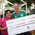 Entregan cheques de "Tu Crédito Imparable" para incentivar la economía de San Jerónimo Caleras.