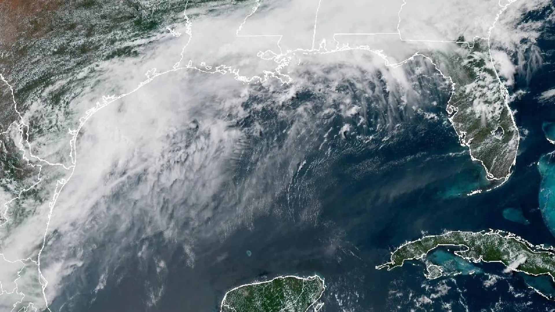La tormenta tropical Arthur se convirtió en el primer ciclón con nombre de la temporada 2026 en el Atlántico.