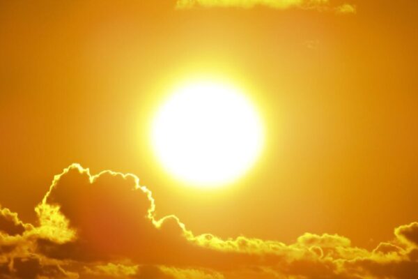 La canícula de 2026 podría combinar calor extremo, menor presencia de lluvias y sequía para el país.