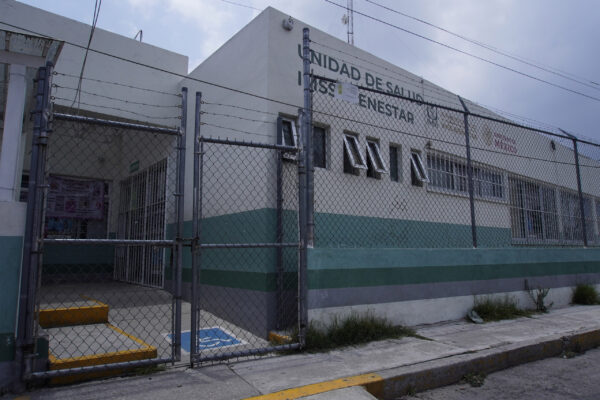 Tras balacera en el Mercado Morelos, suspenden servicios en el Centro de Salud México 68. FOTO: vía Tribuna Noticias.