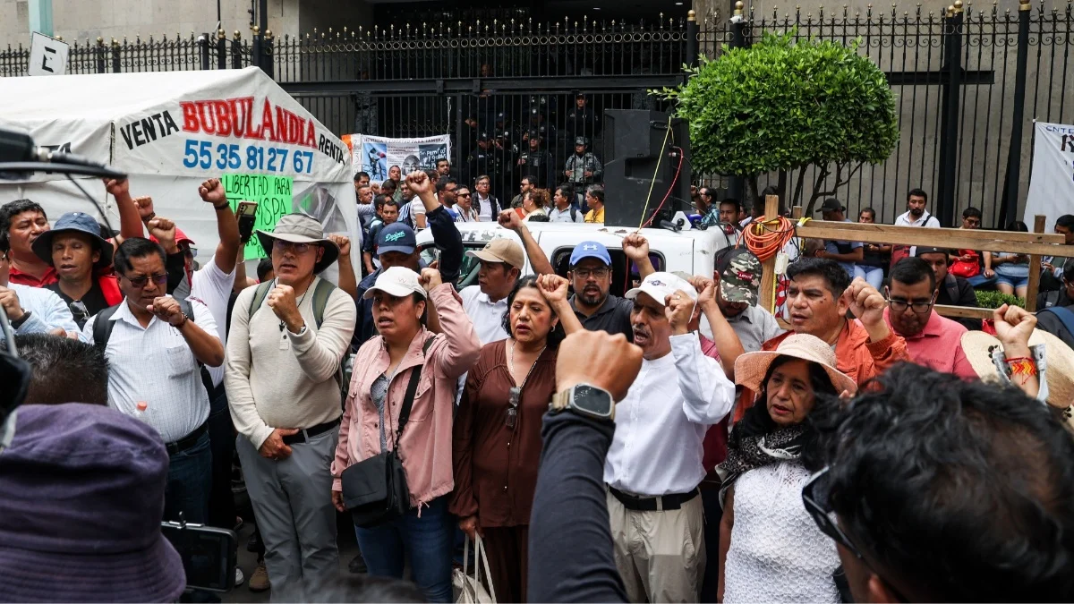 CNTE advierte que mantendrá la lucha contra la Ley del ISSSTE y la reforma educativa a pesar de los 800 mdp del gobierno federal