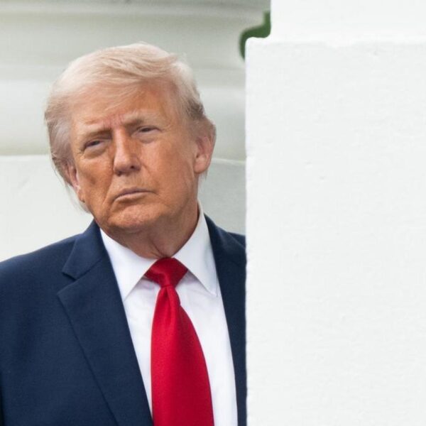 "Estás jodidamente loco" Trump a Netanyahu tras escalada de ataques de Israel en Líbano. FOTO: vía es.ara.cat.