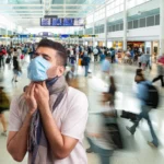 La llegada de millones de aficionados a las sedes mundialistas no solo representa un reto logístico y de seguridad, también plantea desafíos para los sistemas de salud. IMAGEN: vía RCN Noticias.