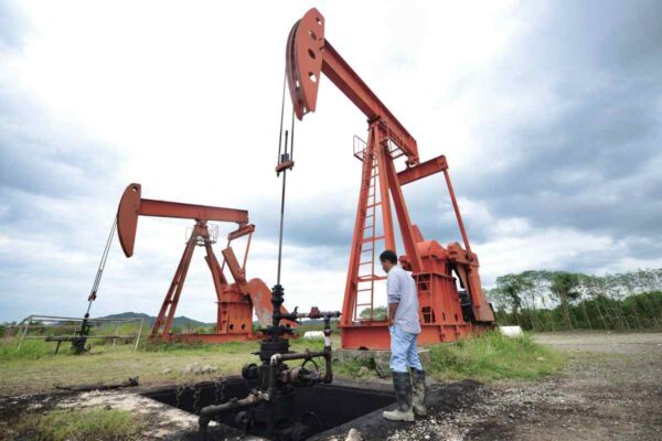 Pemex contempla retomar proyectos de fracking en municipios de la Sierra Norte de Puebla como Pantepec, Francisco Z. Mena y Venustiano Carranza. FOTO: AFP.