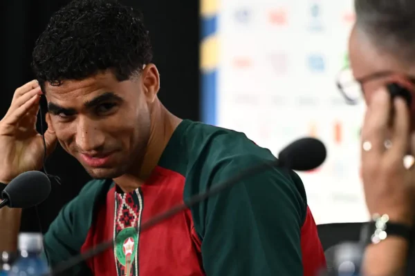 La FIFA rectifica y permitirá preguntas en español en todas las ruedas de prensa del Mundial. FOTO: Reuters.