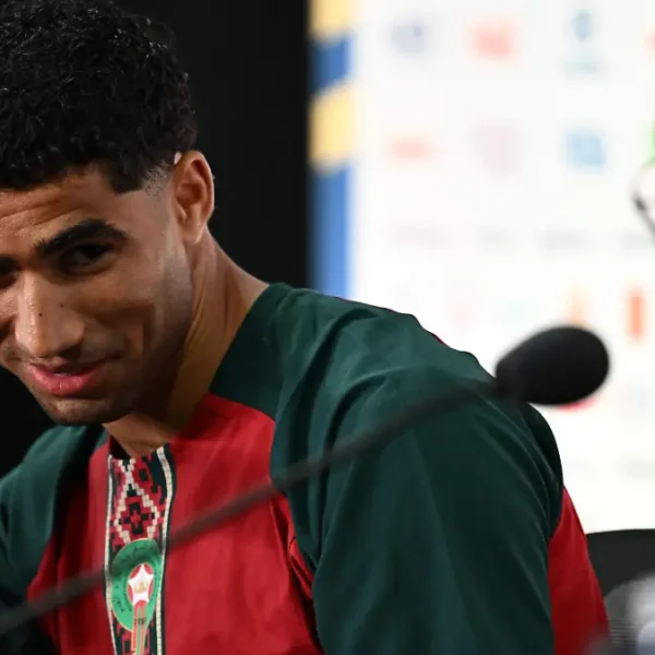 La FIFA rectifica y permitirá preguntas en español en todas las ruedas de prensa del Mundial. FOTO: Reuters.