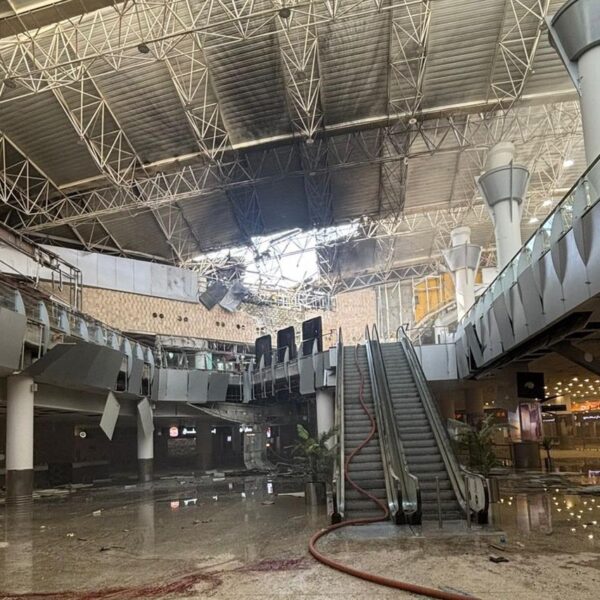 Irán realizó un ataque con drones contra el Aeropuerto Internacional de Kuwait. FOTO: Clash Report.
