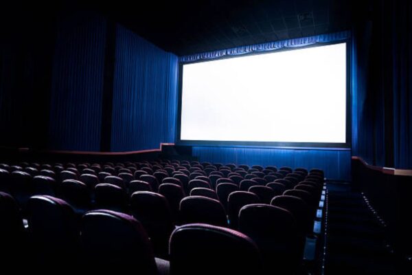 La fiebre mundialista también llegará a las salas de cine con hasta 32 partidos.