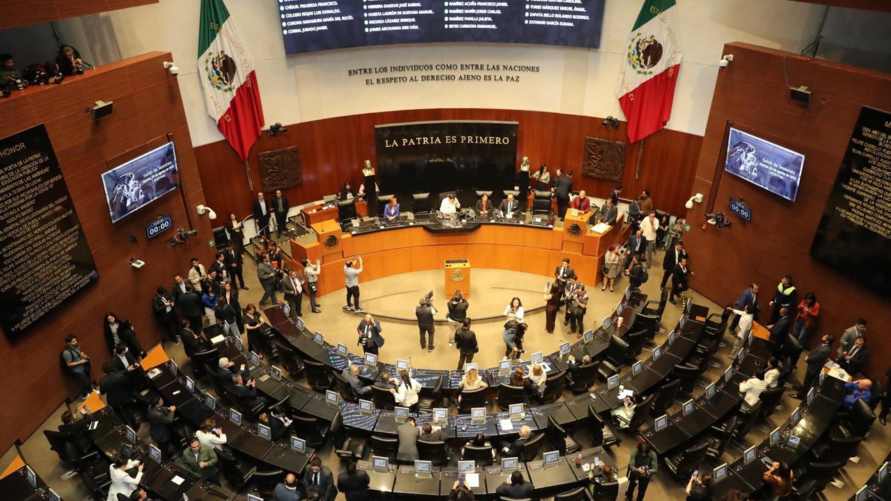 El Senado reservó por cinco años la información relacionada con apoyos y ayudas financiados con recursos públicos entregados a legisladores durante 2025. FOTO: EFE.