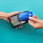 Seis de cada 10 mexicanos que asistirán al Mundial 2026 recurrirán a créditos o préstamos para financiar el viaje, según una encuesta. FOTO: Freepik.