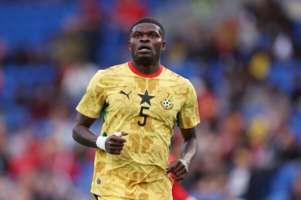 Thomas Partey, futbolista ghanés, no debutará con su selección tras el rechazo de su visa por Canadá. El jugador es investigado por violación.
